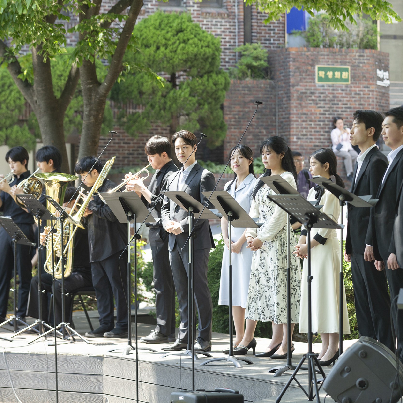 ‘도서관 옆 작은 음악회’ 성료
